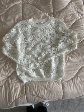 RD Style White Floral Lace Pullover